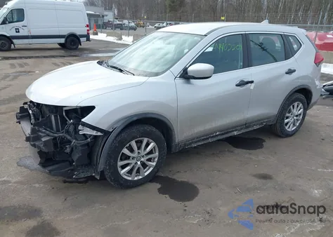 2017 Nissan Rogue S z USA, uszkodzony, nr VIN KNMAT2MVXHP574427